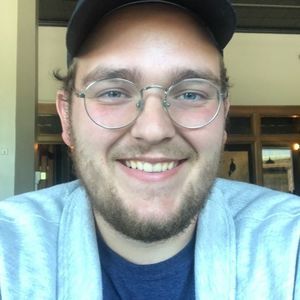 Meet your Posher, Zachary